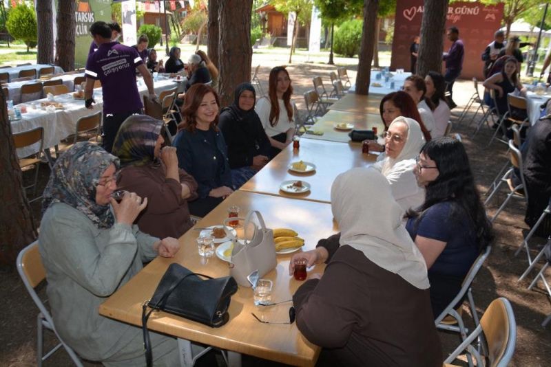 Mersin’de şehit annelerine özel program