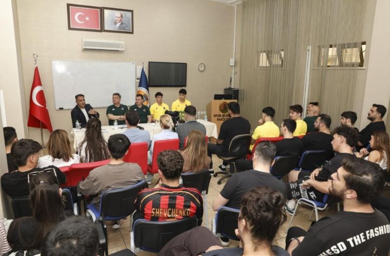 Mersin’de basketbol altyapısında gelişim paneli düzenlendi
