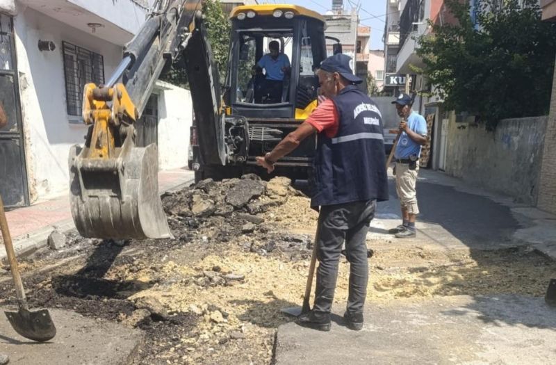 Akdeniz’de yeni yollar açılıyor, sokak ve kaldırımlar yenileniyor