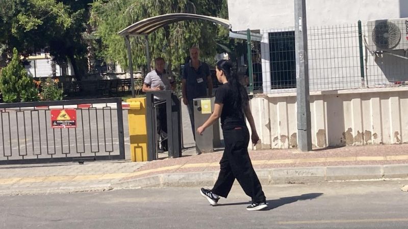 Mersin’de YKS heyecanı: Sınava saniyelerle yetiştiler