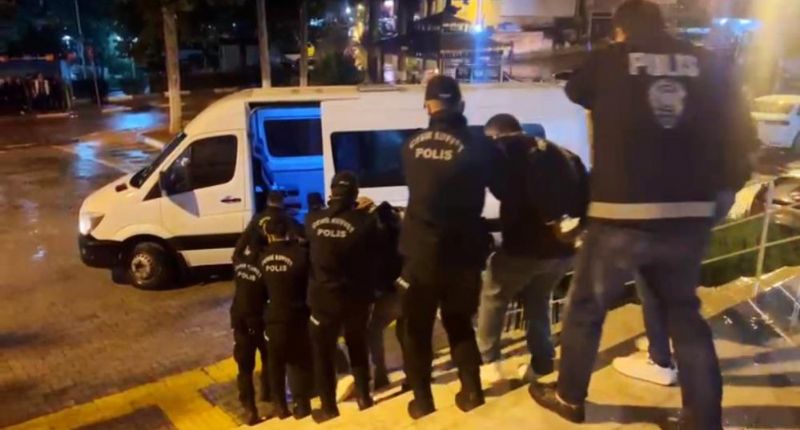 Mersin’de fuhuş operasyonu: 6 şüpheli tutuklandı