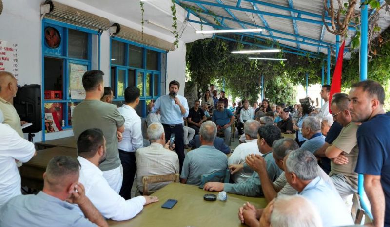 Tarsus’ta kırsal mahalle yollarına bakım ve yenileme çalışması